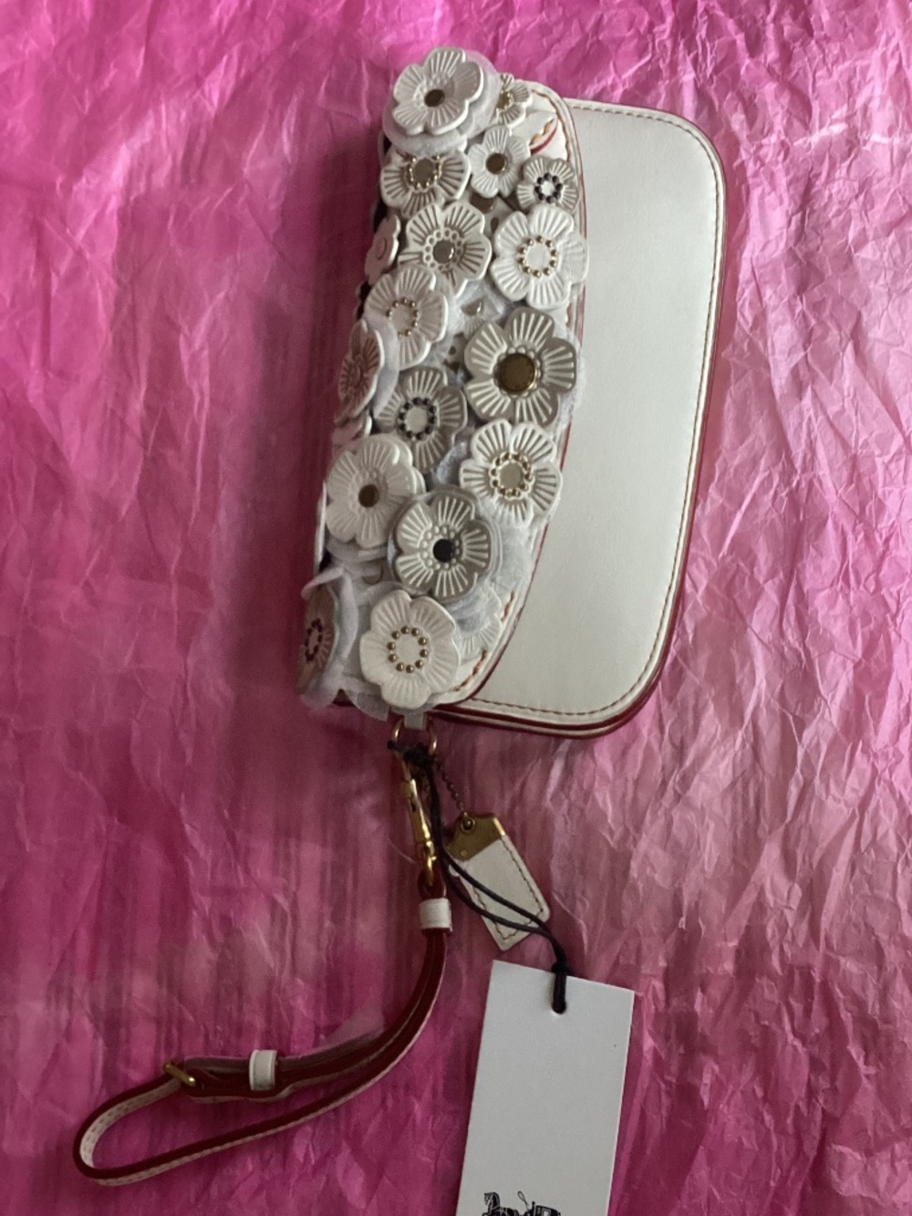 NWT Coach Tea Rose App Clutch
